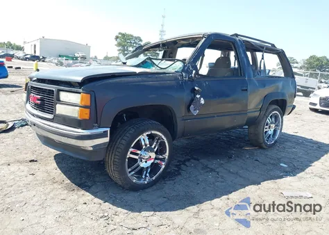 1998 Chevrolet Tahoe from USA, damaged, VIN 3GNEK18R6WG134161
